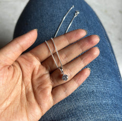 6mm cz stone four prong elevated grain setting pendant with an 18’’ chain in pure silver