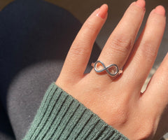 Infinity pattern adjustable ring in pure silver