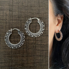 3cm diameter filigree work balis made in pure silver