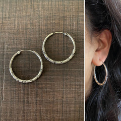 3.5 cm diameter wire work balis made in pure silver