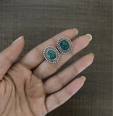 Green onyx cut stone oval studs in pure silver