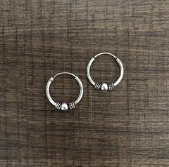 1.7 cm diameter wire carving work antique finish balis in pure silver