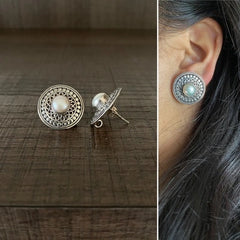 2 cm diameter carving rava work studs with a pearl center in pure silver