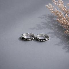 Round ball pattern rava work toe ring in pure silver (one pair)