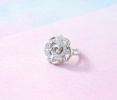 Studded rose pattern ring in pure silver
