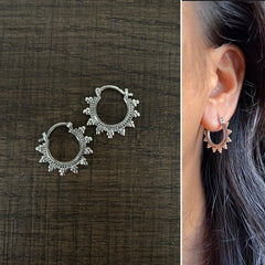 Small rava work edgy balis in pure silver