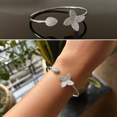 Flower and leaf pattern cz studded open ended kada in pure silver
