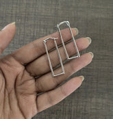Sleek rectangle balis in pure silver