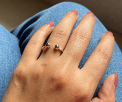 Two ball ends pattern ring in pure silver