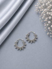 Small rava work edgy balis in pure silver