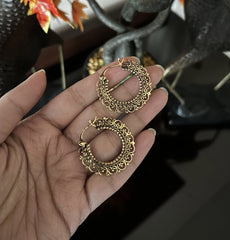 3cm diameter filigree work balis with 22kt gold plating made in pure silver