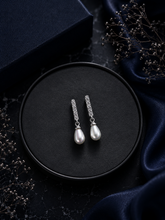 Five cz stone tiny pearl drop studs in pure silver