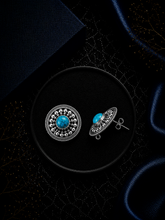 2.1 cm diameter carving rava work studs with a turquoise stone center in pure silver