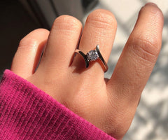 5mm single cz curved border ring in pure silver