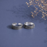 Leaf pattern carving work toe ring in pure silver (one pair)