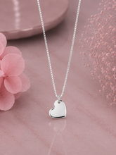 Tilted flat heart pendant with an 18'' thin chain in pure silver