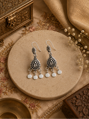 Carving work tear drop pattern hangings in pure silver