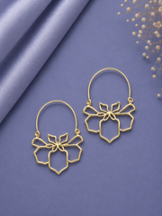 Floral cut work balis in pure silver with 22 kt gold plating