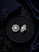 2.2 cm diameter carving rava work studs in pure silver