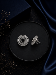 2 cm diameter carving rava work studs with a black onyx cut stone center in pure silver