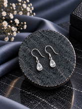 Flat tear drop cz stone hangings in pure silver