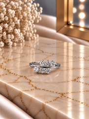 Six cz studded ring with overlap style in pure silver