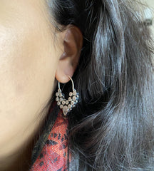 White cz cut stone bezel setting balis in pure silver