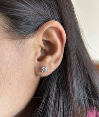 5mm single cz four prong grain setting studs in pure silver