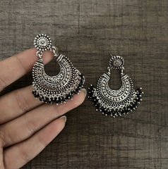 Antique studs with filigree cut work chandbalis and black cut onyx beads in pure silver