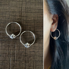 2.5cm thin balis with a handmade flower bead in pure silver