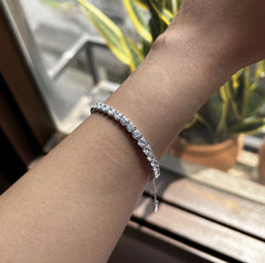 Adjustable 4mm cz stone TENNIS style bracelet in pure silver