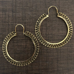 5.2 cm filigree work balis in pure silver with 22 kt gold plating