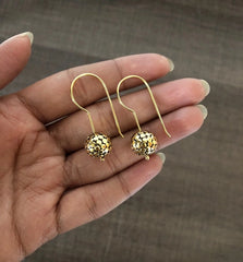 Filigree ball hangings in pure silver with 22 kt. gold plating