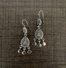 Carving work tear drop pattern hangings in pure silver