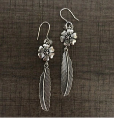 Flower and leaf pattern hangings in pure silver