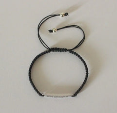 'Friends' pattern adjustable hand braided bracelet made in pure silver