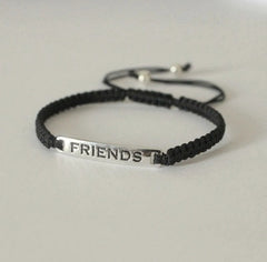 'Friends' pattern adjustable hand braided bracelet made in pure silver