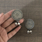 3cm diameter rava carving work antique finish studs with ball hangings in pure silver