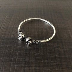 Round knotted ends carving work kada in pure silver