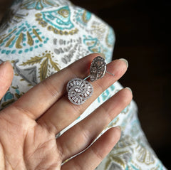 Intertwined circle multi cz stone studs in pure silver