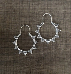 Triangular edge rava border hoops in pure silver