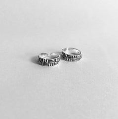Weaving mat pattern toe rings in pure silver (one pair)