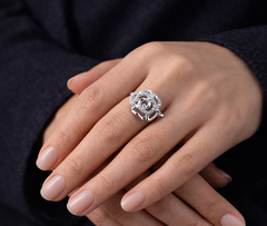 Studded rose pattern ring in pure silver