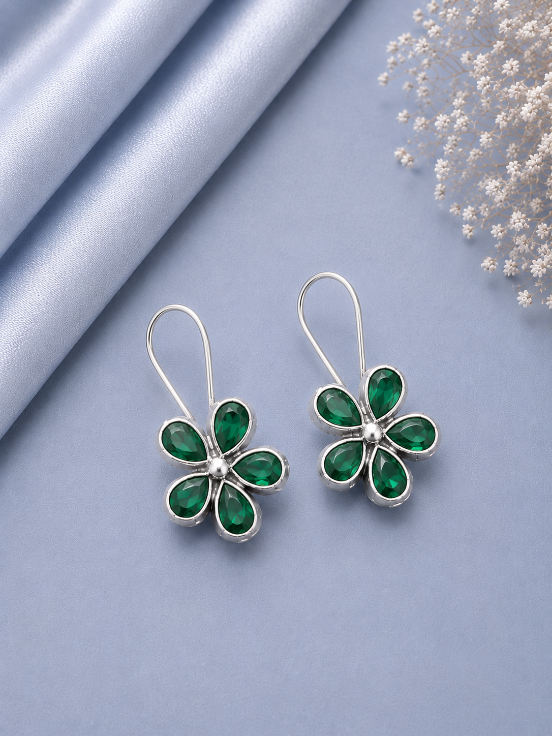 Green onyx (commercial) cut stone flower loops in pure silver (big size)