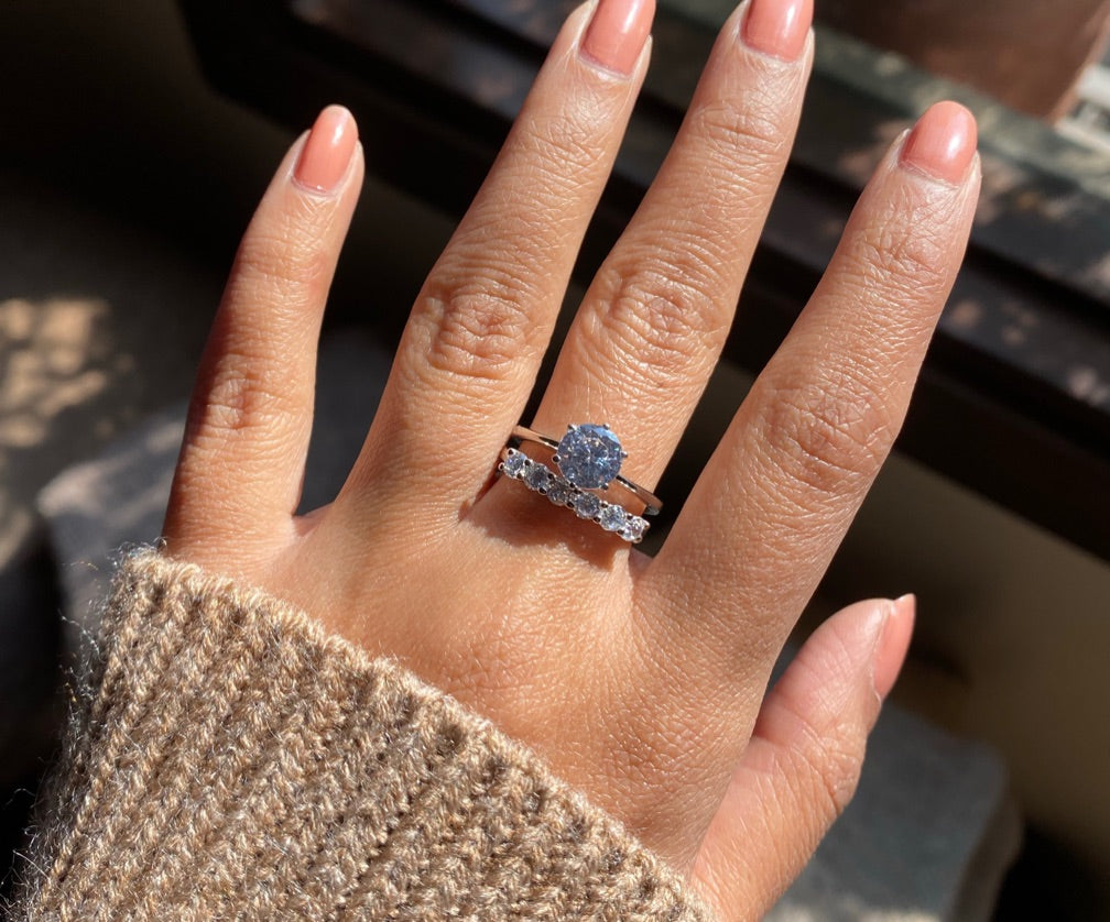 7mm single cz ring paired with 4mm six cz ring in pure silver