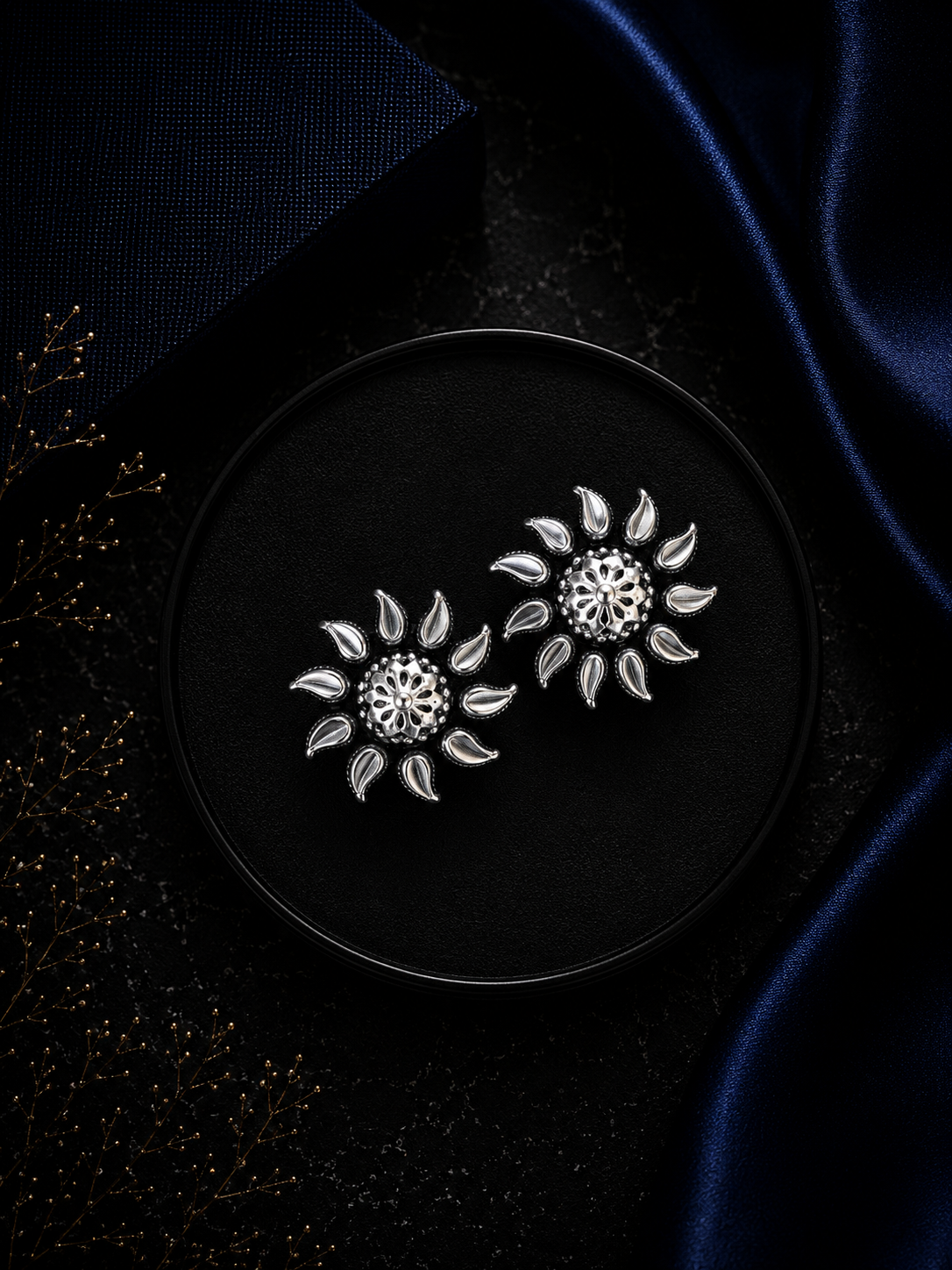 Pure silver antique finish flower studs