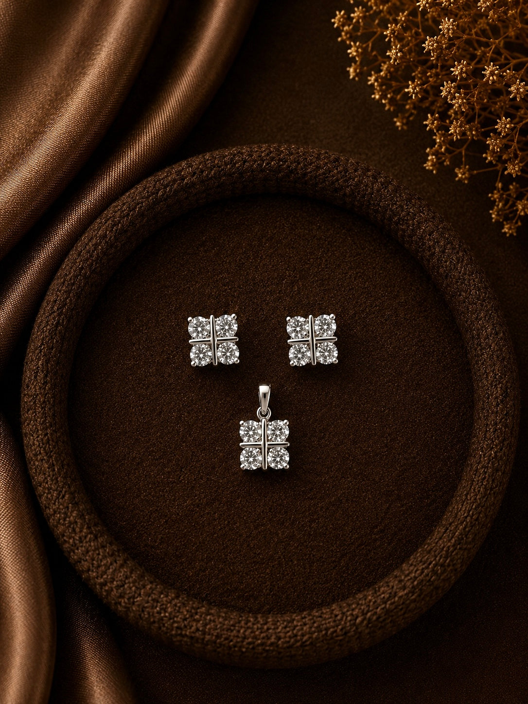 Four cz stone earring and pendant cz stone set in pure silver