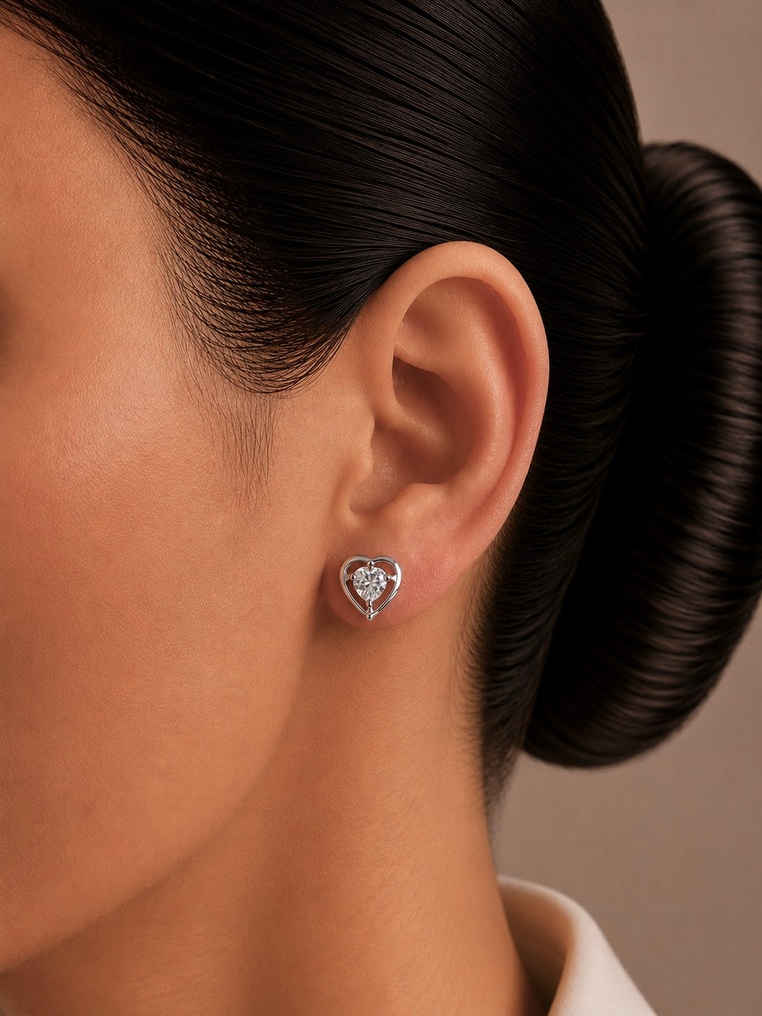 6mm heart cz studs with border in pure silver
