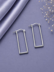 Sleek rectangle balis in pure silver