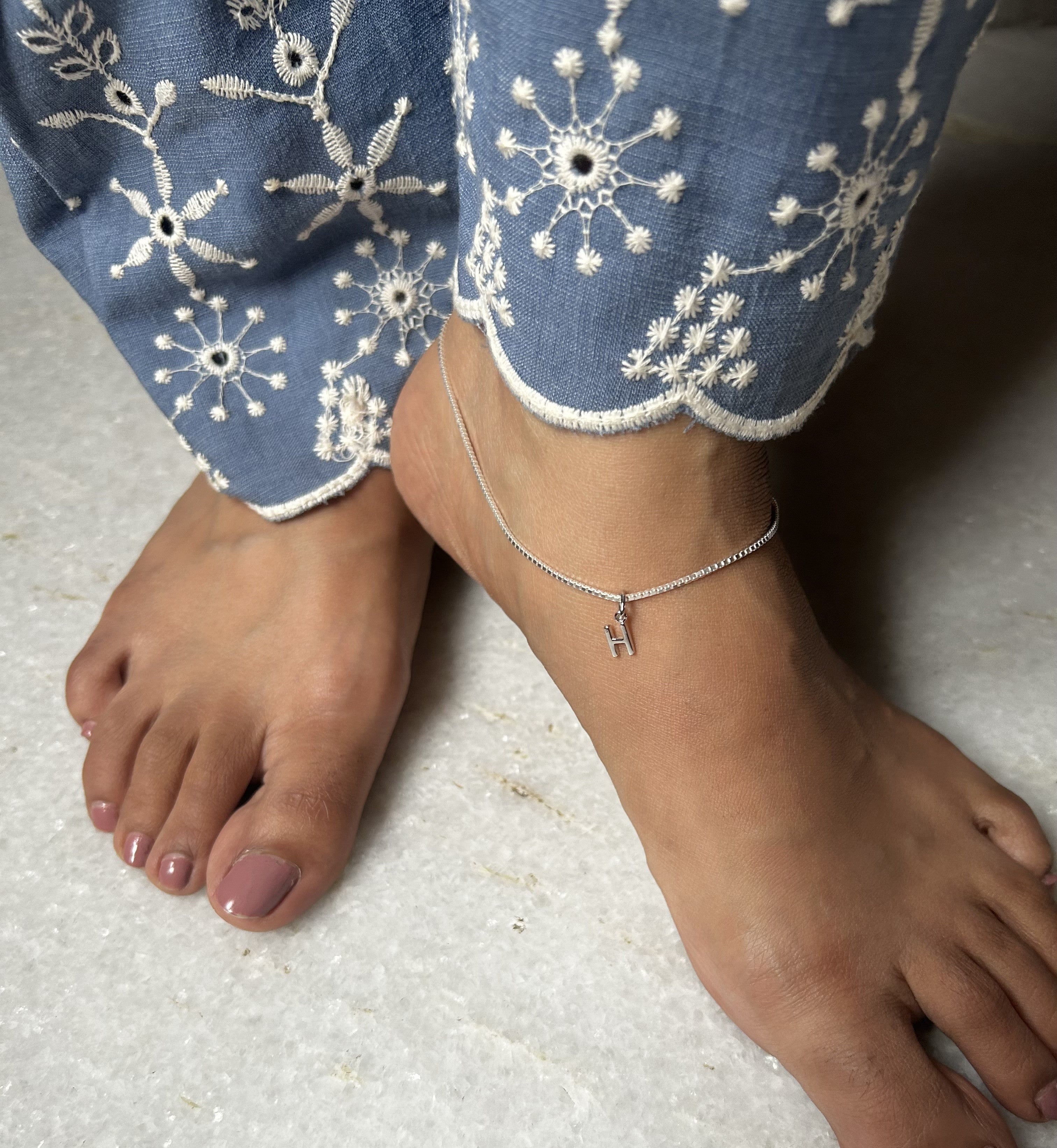 Sleek anklet with Alphabet charm in pure silver